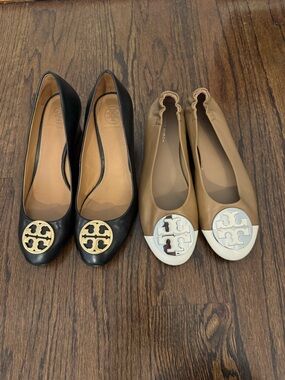 Tory Burch Leather Ballet Flats in Black and Tan with Logo Medallions